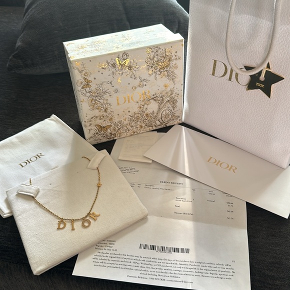 Women’s gold Dior necklace - Picture 6 of 12